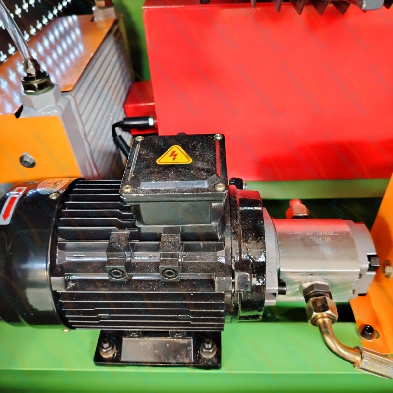 Universal Common Rail Test Bench, EUI EUP Repair Equipment, HEUI Injector Tester Universal Common Rail Test Bench, EUI EUP Repair Equipment, HEUI Injector Tester